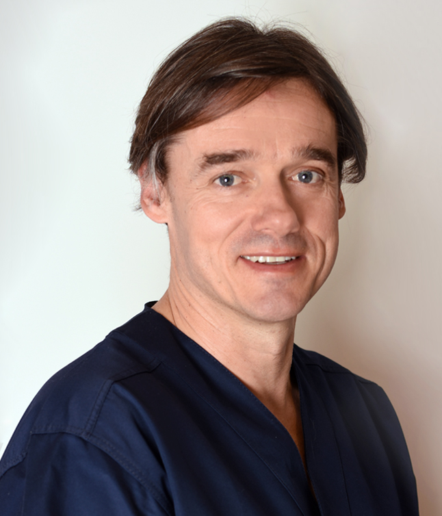 Dr. Ficsor Zsolt