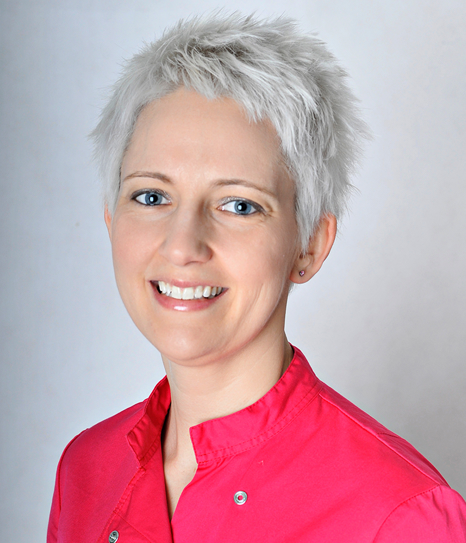 Dr. Sinka Ágnes
